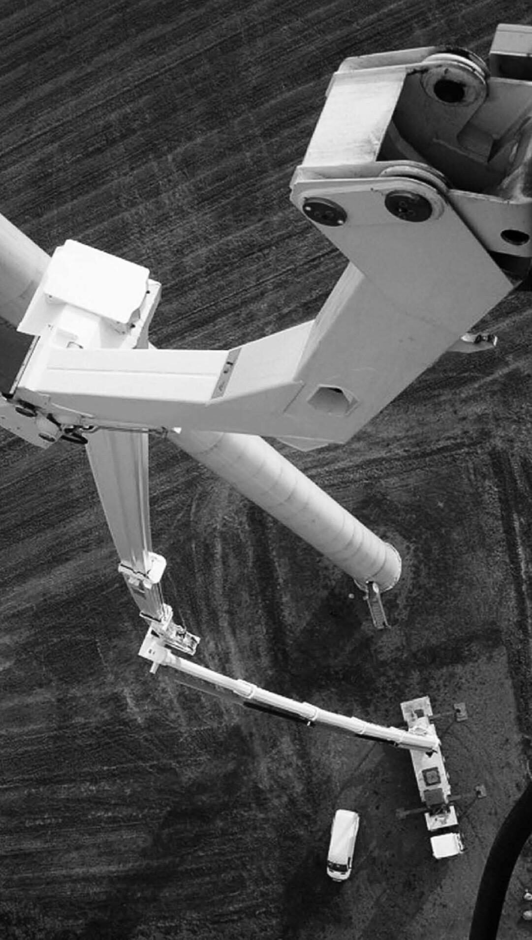 Bronto Skylift S90HLA Sepetli Vinç 90 metre çalışma yüksekliği